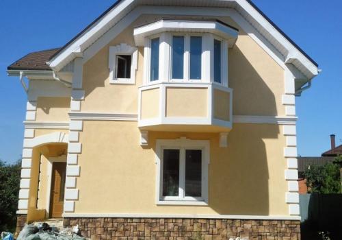 Как задекорировать стену на улице. Фасадный декор своими руками: мастер-класс по наружной отделке дома. Фото лучших примеров + советы по выбору материалов