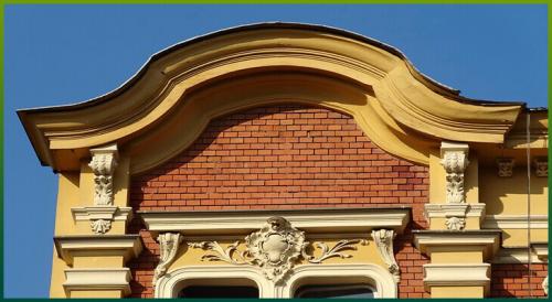 Какие особенности фронтона могут повлиять на эстетику и функциональность дома. Фронтон дома, его формы, варианты обшивки и монтаж отделки