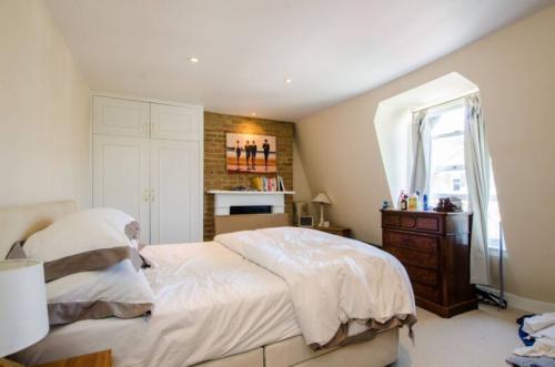 Расстановка мебели в маленькой квартире. Дизайн маленьких комнат (200 фото): примеры идеального оформления, выбор цвета и стиля, планировка и зонирование