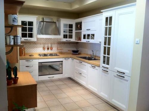 Плитка для фартука на кухню Керама Марацци. Плитка Керама Марацци для фартука на кухне