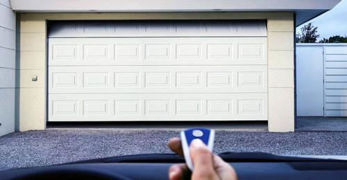 Как сделать железные гаражные ворота более безопасными. Почему стандартные гаражные ворота могут взломать?