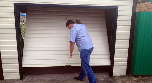 Как сделать железные гаражные ворота более безопасными. Почему стандартные гаражные ворота могут взломать?