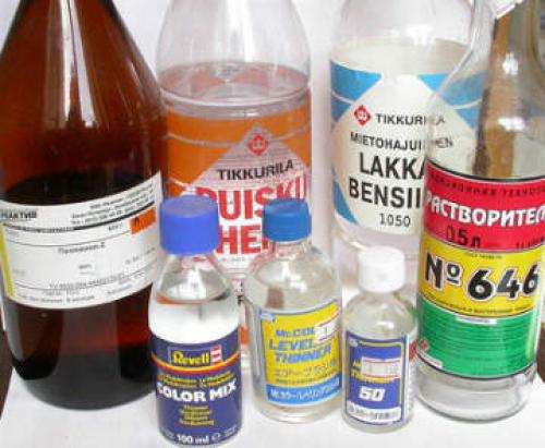 Стоит ли делать натяжной потолок. Наносят ли вред натяжные потолки 05