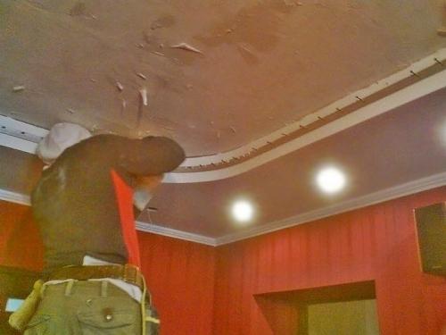 Можно ли к гипсокартону крепить натяжной потолок. Подготовленная стена с использованием закладных 07 Можно ли к гипсокартону крепить натяжной потолок. Подготовленная стена с использованием закладных 07