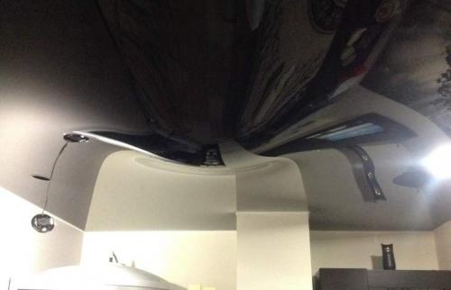 На сколько опускаются натяжные потолки. Другие факторы влияния на минимальную высоту 08