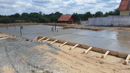 Монолитная плита и отмостка. Как сделать отмостку фундамента из плитки 02 Монолитная плита и отмостка. Как сделать отмостку фундамента из плитки 02