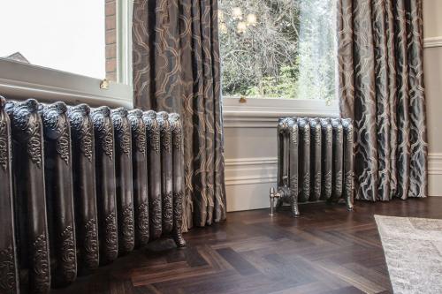 Почему батареи ставят внизу под окнами: физика за этим 14