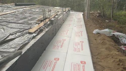 Технониколь отмостка узлы. Герметичная отмостка дома без бетона за сущие копейки и своими руками. Planter Плантер Технониколь