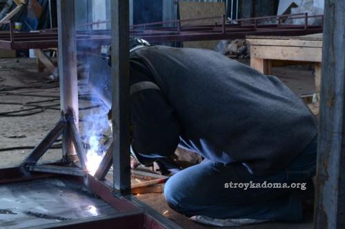 Металлический каркас для бытовки. Виды бытовок и каркасов 18 Металлический каркас для бытовки. Виды бытовок и каркасов 18