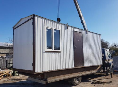 Металлический каркас для бытовки. Виды бытовок и каркасов