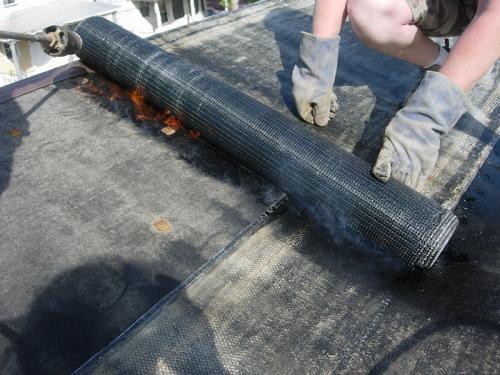 Какие современные технологии и материалы рекомендуются для герметизации щелей. Как защититься от воды: современные гидроизоляционные материалы и особенности их использования