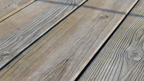 Как выбрать шпаклевку для дерева: советы по заделке щелей в брусе 02